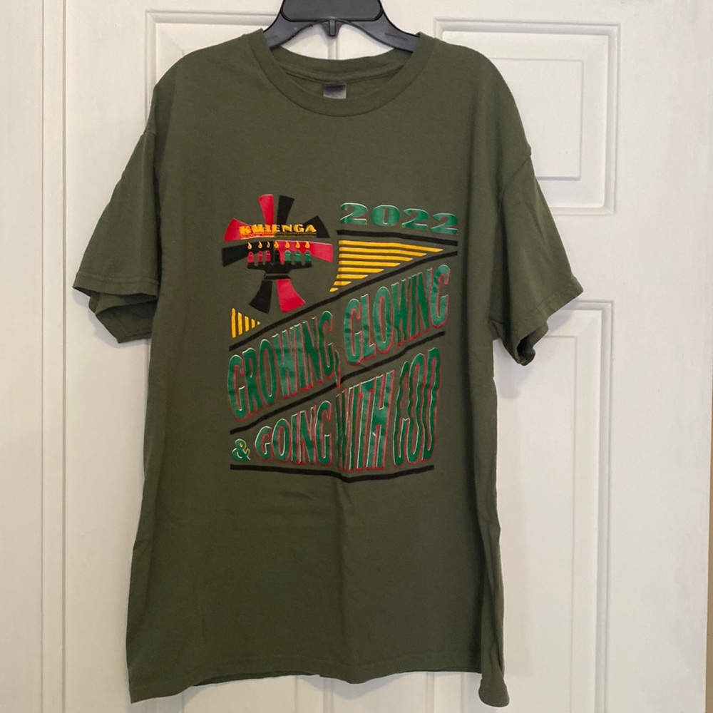 Graphic t